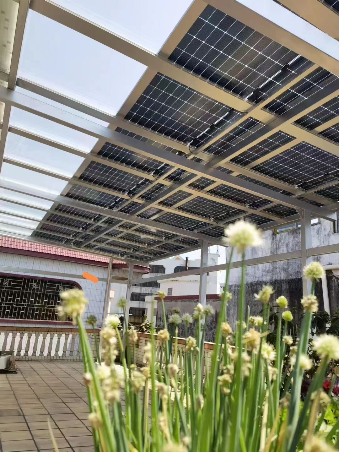 海宁别墅家用屋顶太阳能发电系统安装